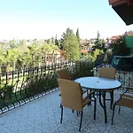 Emel Villa