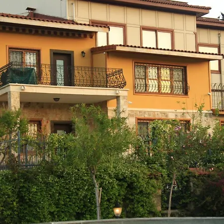 Emel Βίλα Αττάλεια